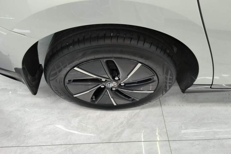 Used Buick Velite 6 2024 430km Comfort Edition
