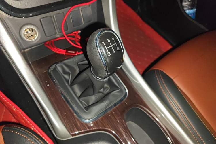 Used BAIC Ruixiang X3 2022 1.5L Manual Luxury Version 7 Seats