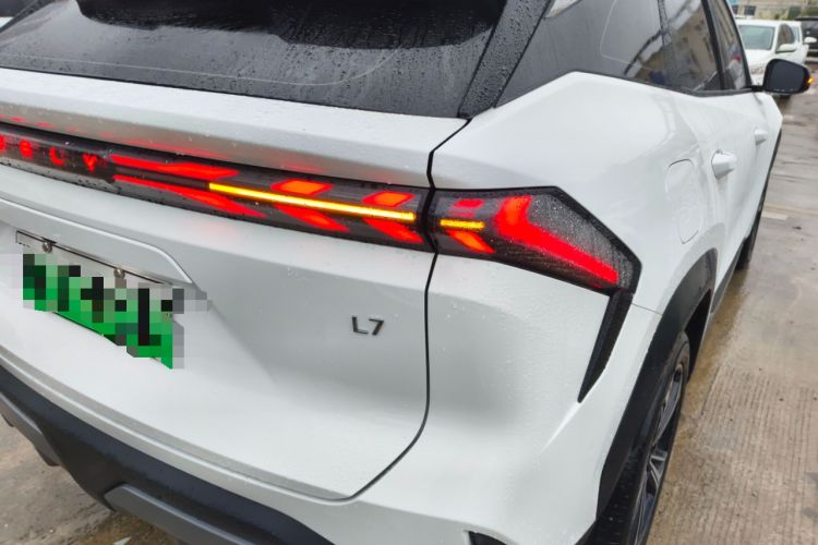 Used  L7 2023 1.5T 115 km MAX
