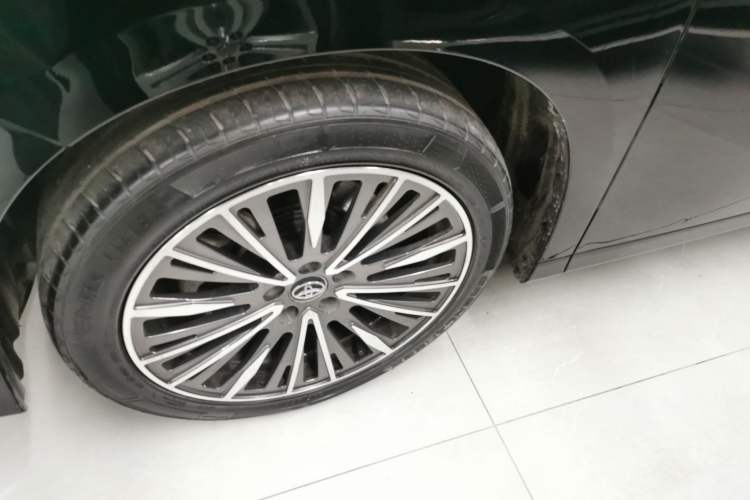 Used Toyota Alphard 2018 Revised Version 3.5L Premium Edition
