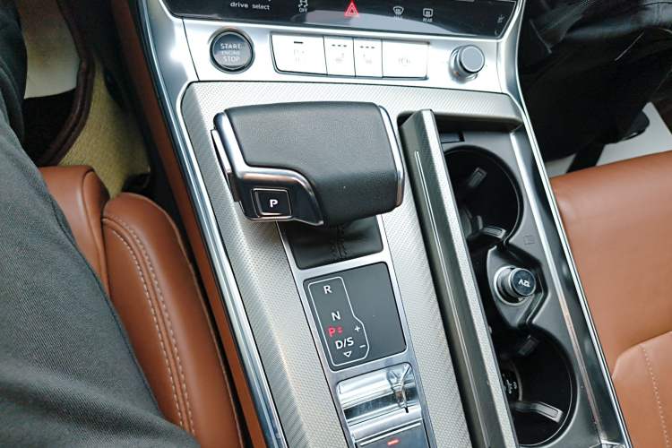 Used Audi A6L 2023 Revised 45 TFSI Prestige Elegant Edition