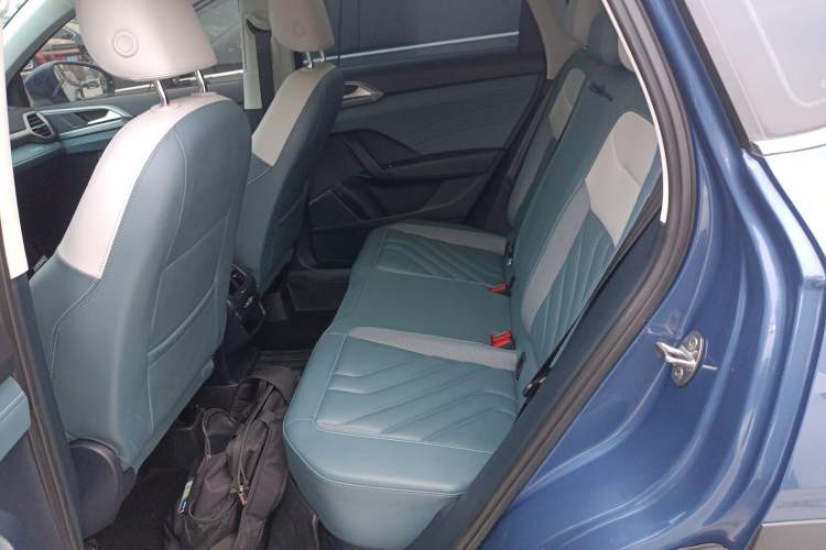 Used Volkswagen Tharu 2023 300TSI Two-Wheel-Drive Full Moon Edition
