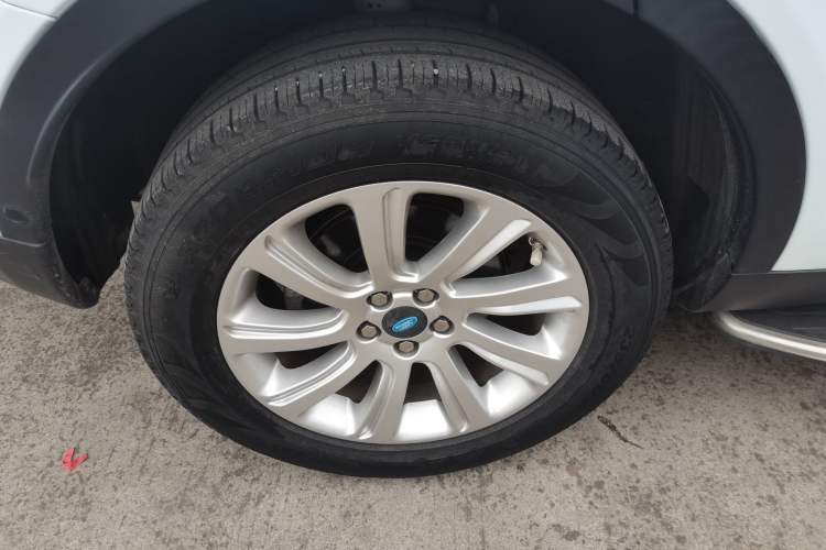 Used Land Rover Discovery Sport 2018 240 PS SE Version