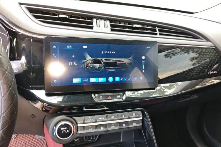 Used Dongfeng Aeolus AX7 2022 Mach Edition 1.5T DCT DF41
