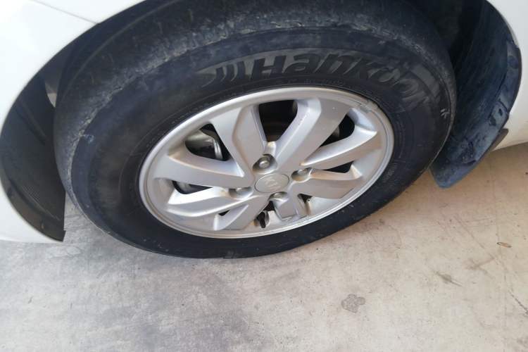 Used Kia K2 2015 Sedan 1.4L Automatic GLS