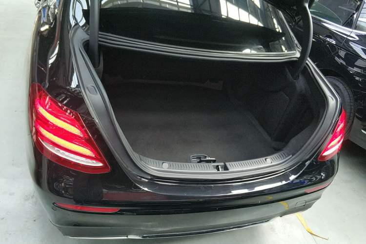 Used Mercedes-Benz E-Class 2019 E 260 L Sport Edition