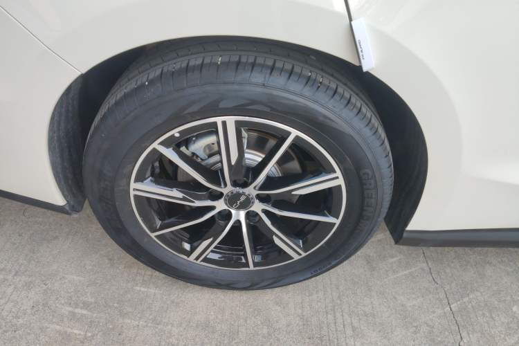 Used BYD Seal 06 New Energy 2024 DM-i 120KM Prestige Model
