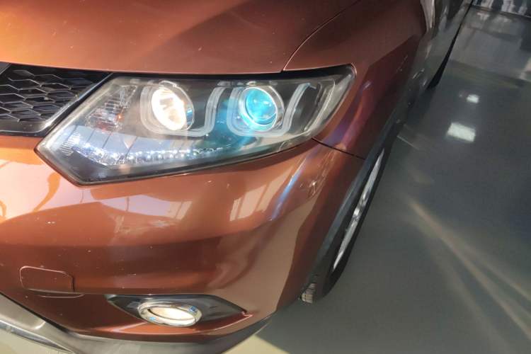 Used Nissan X-Trail 2014 2.5L CVT Luxury Edition 4WD
