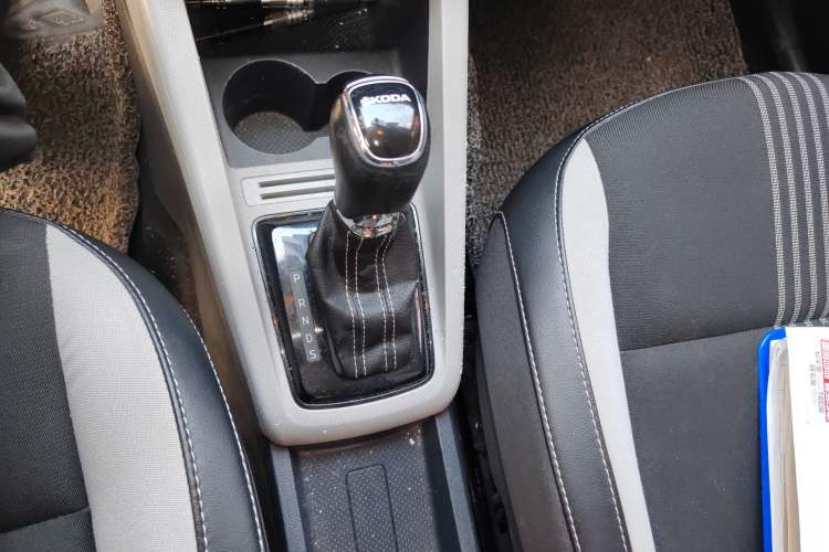 Used Skoda Fabia 2015 1.6L Automatic Chuanxing Edition
