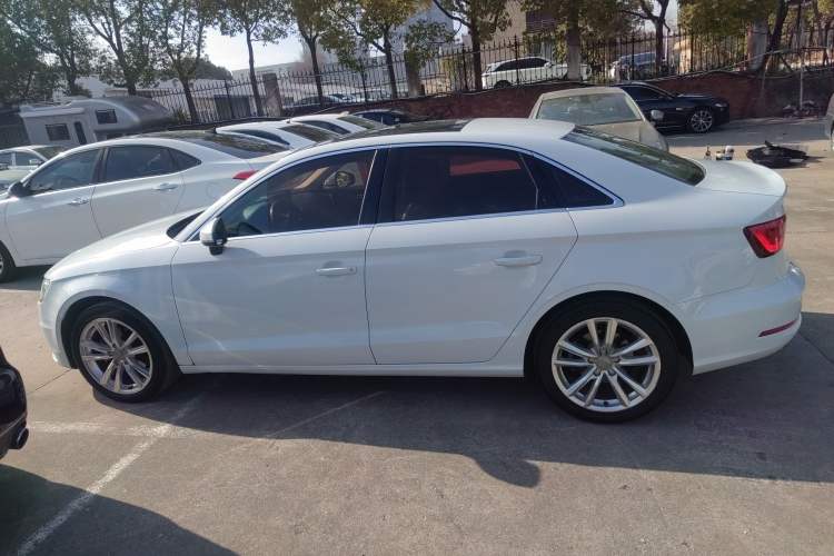 Used Audi A3 2016 Limousine 35 TFSI Style Edition
