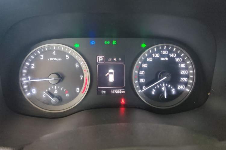 Used Hyundai Tucson 2015 1.6T Dual-Clutch Two-Wheel-Drive Smart Model
