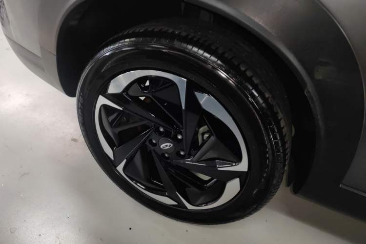 Used Chery Tiggo 7 C-DM 2025 1.5T 120KM Luxury Trim
