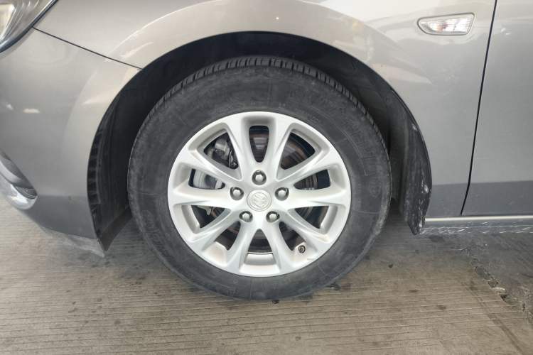 Used Buick GL6 2018 18T 5-seat Luxury Model
