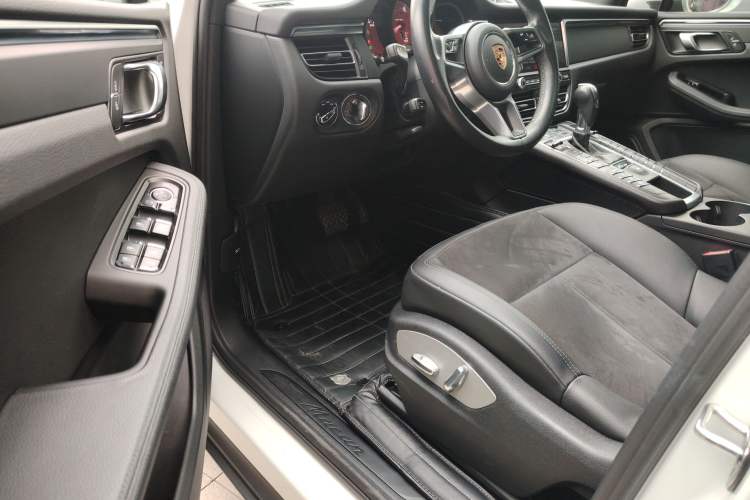 Used Porsche Macan 2018 Macan 2.0T
