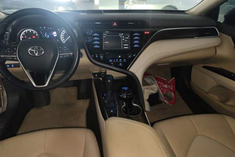 Used Toyota Camry 2018 2.0G Luxury Edition