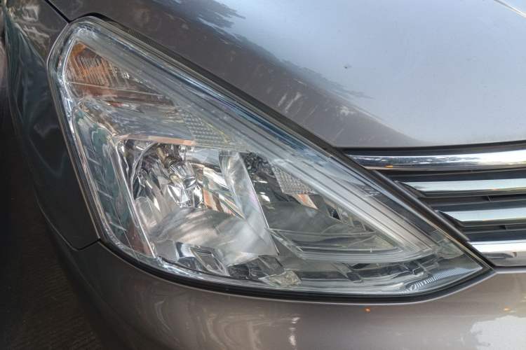 Used Nissan Livina 2013 1.6XE CVT Comfort Edition
