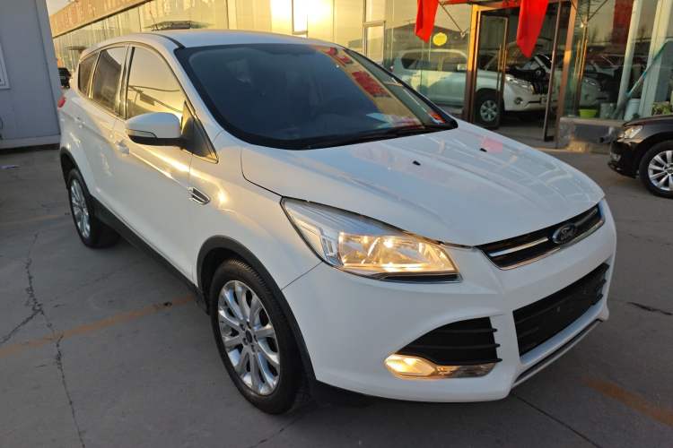 Used Ford Kuga 2015 1.5L GTDi Two-Wheel-Drive Comfort Model
