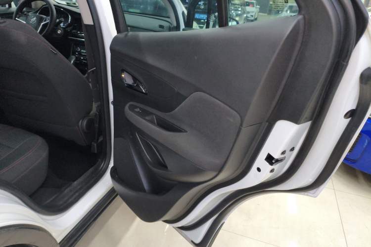 Used Buick Encore 2018 18T Automatic Two-Wheel Drive Urban Leading Model
