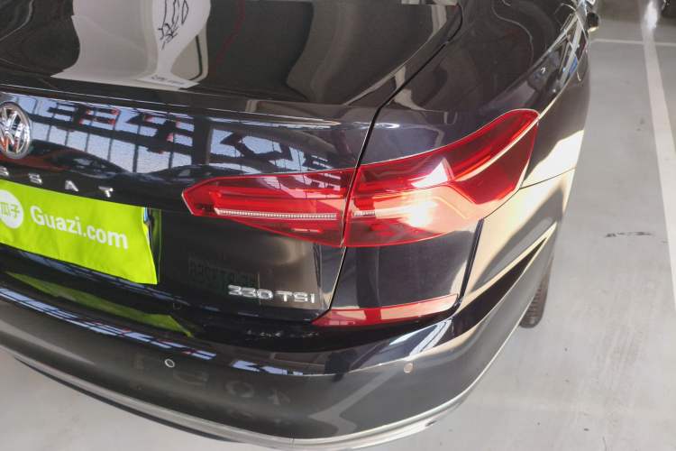 Used Volkswagen Passat 2019 330TSI Elite Edition China VI
