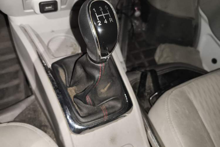 Used Jinbei New Hiace S 2021 1.5L Wealth Model Non-Air-Conditioned Version National VI Standard SWC15M
