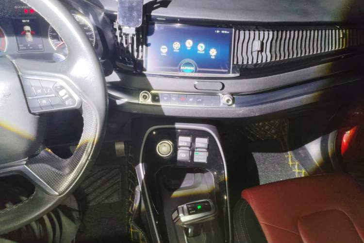 Used Haval H2s 2017 Red-Label 1.5T Dual-Clutch Elite Model