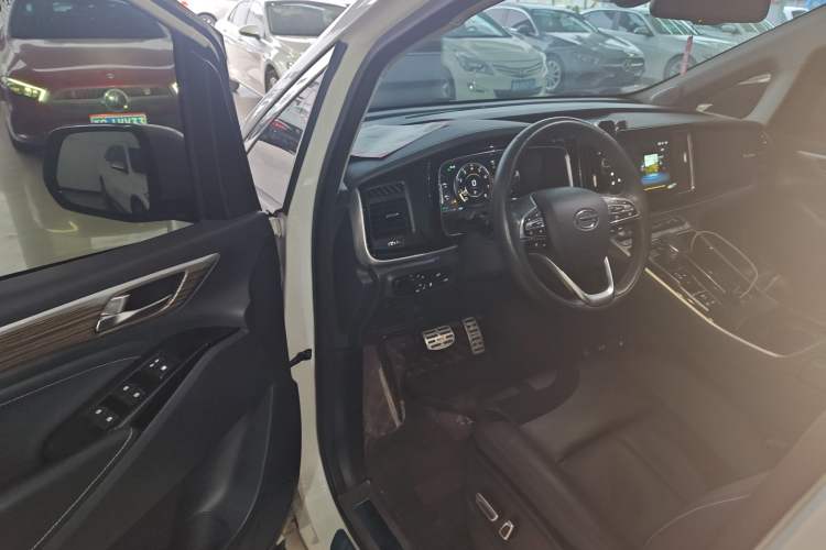 Used GAC Trumpchi M8 2023 Lingxiu Series 390T Prestige Edition
