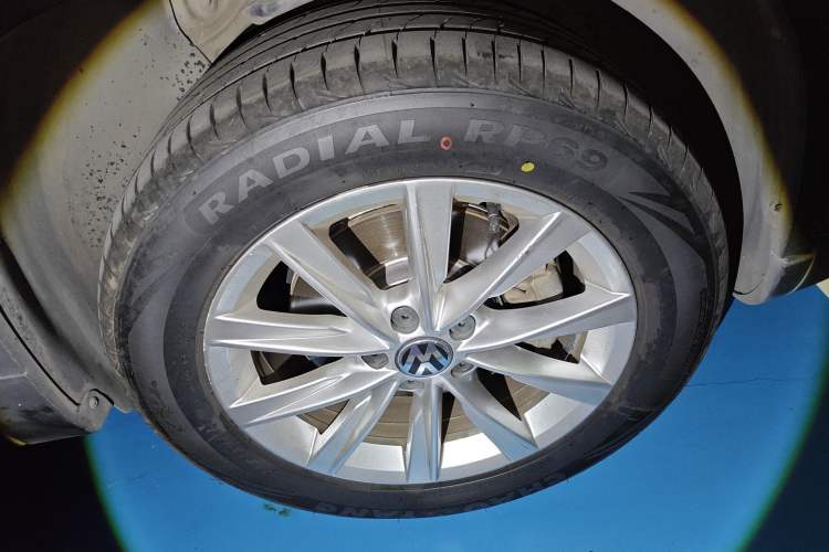 Used Volkswagen Tiguan L 2016 300TSI Automatic Two-Wheel Drive Comfort Edition
