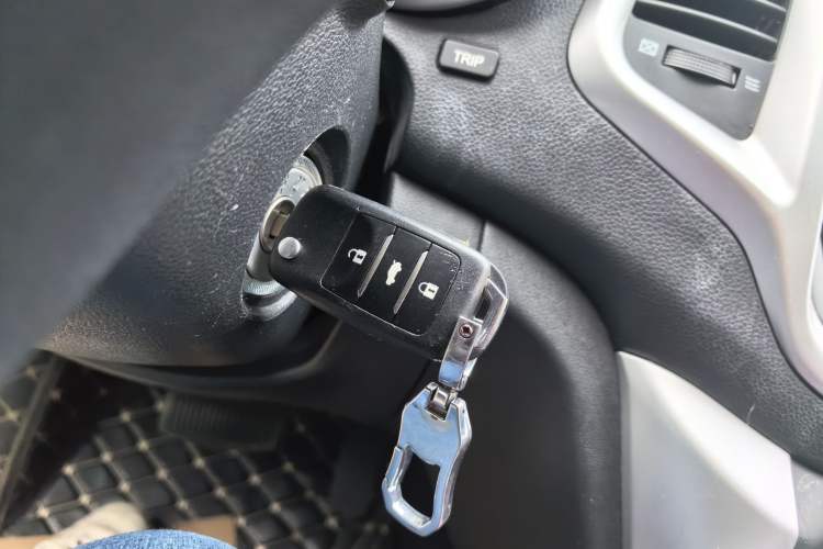 Used Changan Eado 2013 1.6L Automatic ZhiKu Model China IV Standard