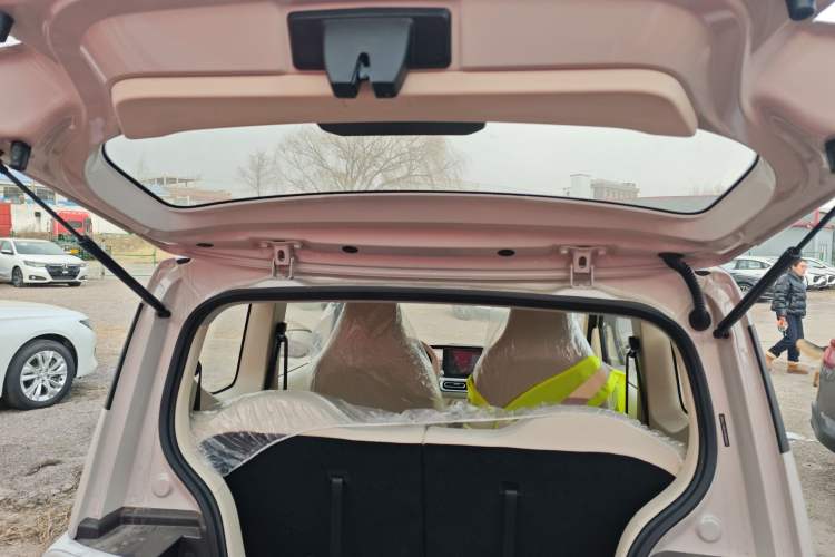 Used Wuling Hongguang MINIEV 2024 3rd Generation 215km Youth Edition