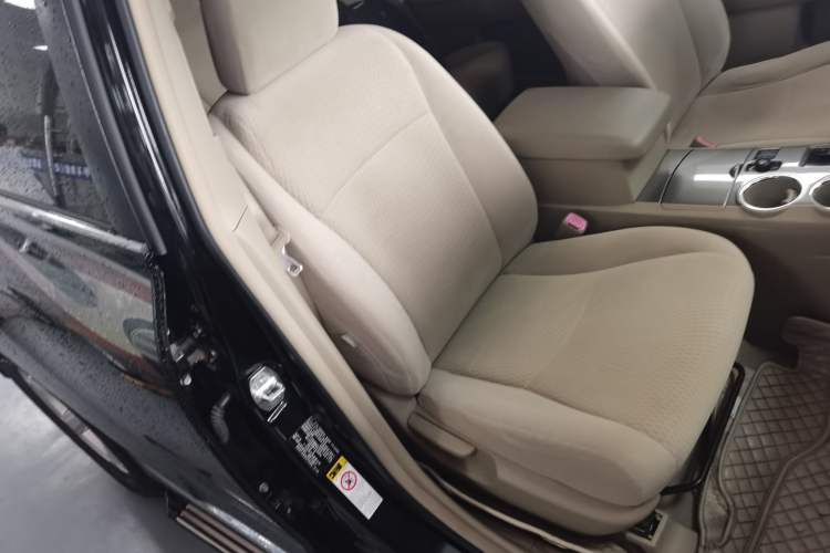 Used Toyota Highlander 2012 2.7L 2WD 5-Seater Elite Edition