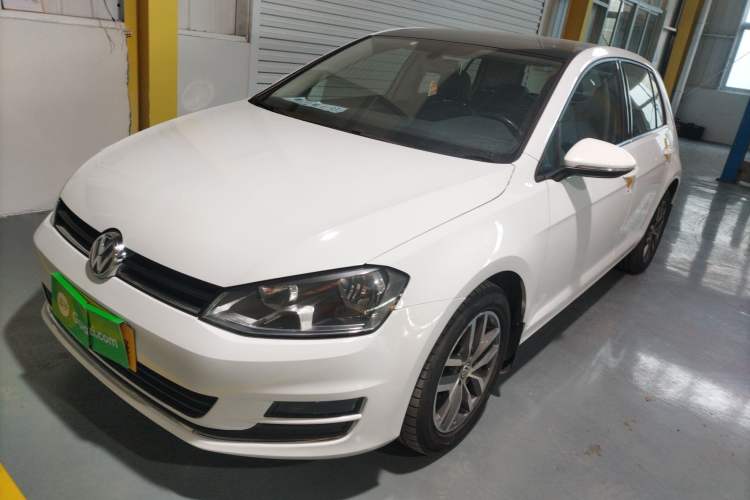 Used Volkswagen Golf 2016 230TSI Automatic Luxury Version