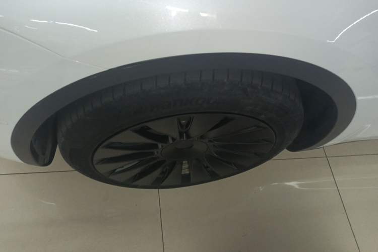 Used Tesla Model Y 2022 Rear-Wheel-Drive Version
