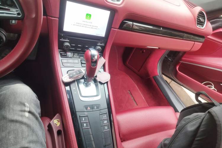 Used Porsche 718 2022 Cayman T 2.0T
