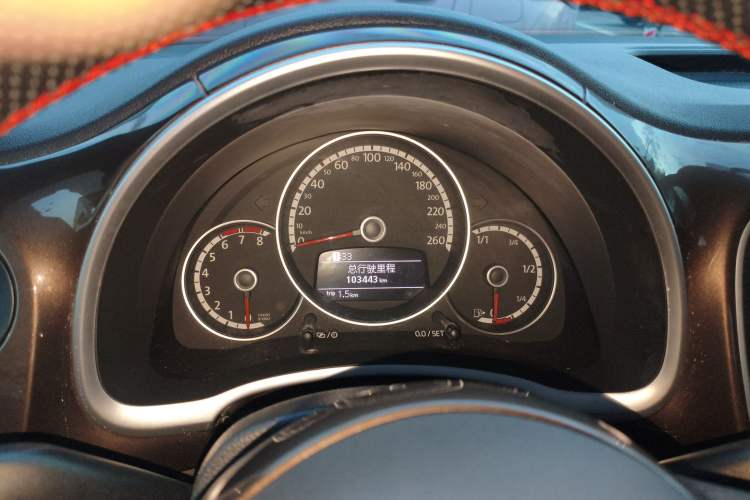 Used Volkswagen Beetle 2015 180TSI model
