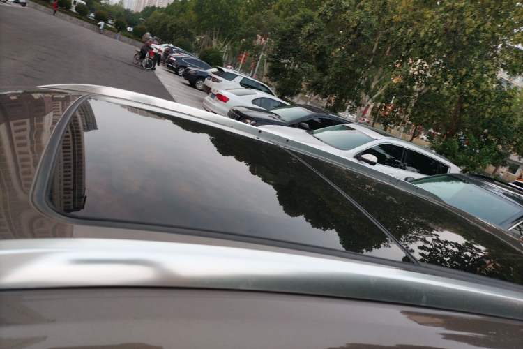 Used Buick Envision 2019 20T Two-Wheel Drive Luxury Version China V Standard
