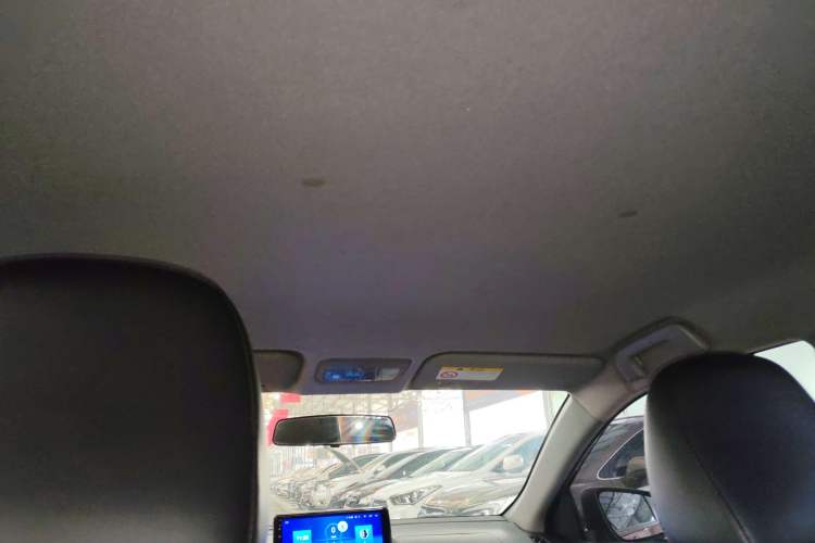 Used Toyota YARiS L 2022 X-Trail 1.5L CVT Luxury PLUS Edition
