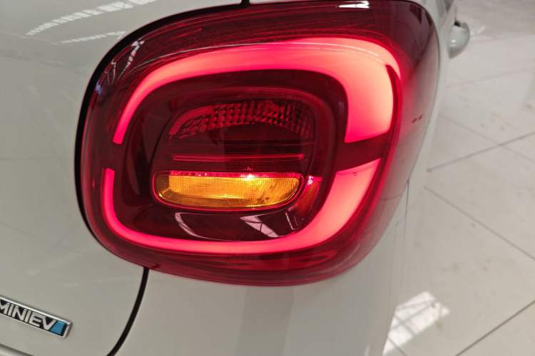 Used Wuling Hongguang MINIEV 2025 Four-Door Version Advanced Edition