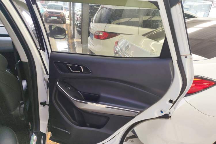 Used Chery Tiggo 5x 2017 1.5T DCT Luxury Model
