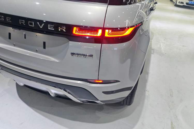 Used Land Rover Range Rover Evoque 2021 Range Rover Velar 249 PS R-Dynamic HSE Luxury Edition