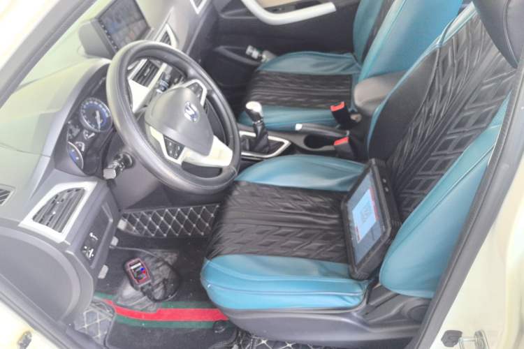 Used Changan Alsvin V7 2016 1.6L Manual LeShang Model China V Standard