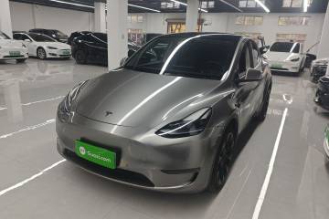 Used Tesla Model Y 2022 Long-Range All-Wheel-Drive Version