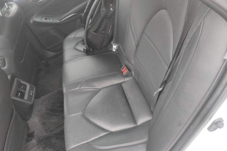 Used Toyota Avalon 2021 2.5L Luxury Edition
