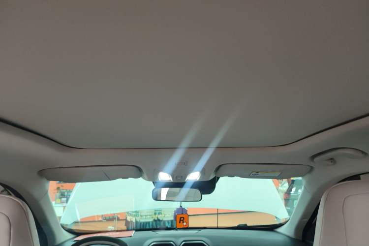 Used  06 2025 Model 520km
