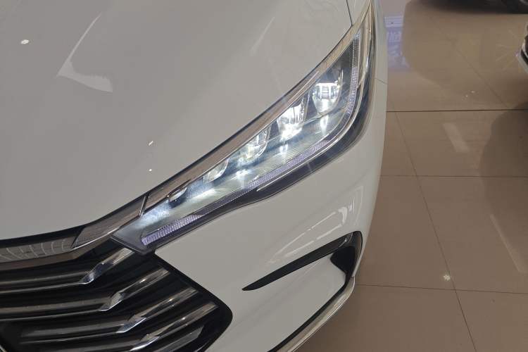 Used BYD Song MAX New Energy 2022 DM-i 105KM Flagship Model
