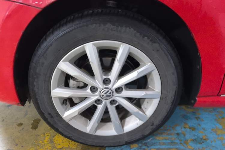 Used Volkswagen Polo 2018 1.5L Automatic Luxury Edition
