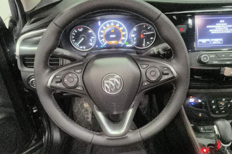 Used Buick Envision 2018 28T Four-Wheel Drive Luxury Model
