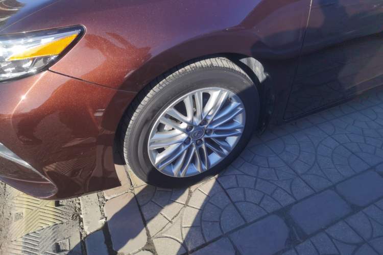 Used Lexus ES 2015 200 Comfort Edition
