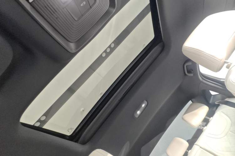 Used BYD Qin PLUS 2025 DM-i Smart Drive 120KM Superior Model
