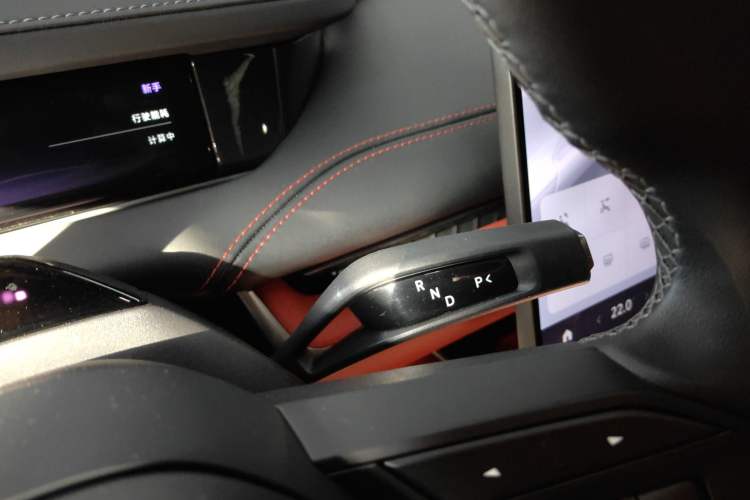 Used  SU7 2024 Four-Wheel Drive Ultra-Long Range Advanced Intelligent Driving Max Edition
