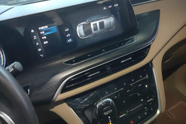 Used Buick GL8 2021 ES Land Cruiser 653T Luxury Edition
